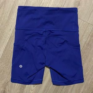 Lululemon High-Rise Short 6”